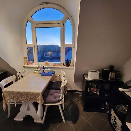 One Private Room Available In A Two Room Apartment In Tegel, Berlijn Buitenkant foto